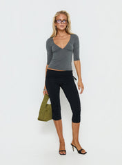 Bailor Channel Waistband Capri Pants Black