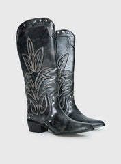 Austin Distressed Cowboy Boots Black