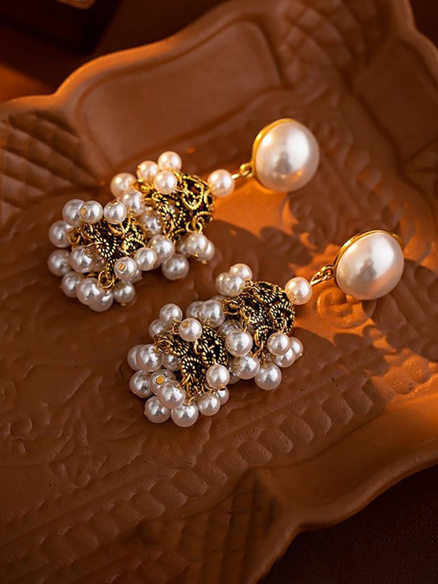 Golden Vintage Dangle Tassel Pearl Earrings