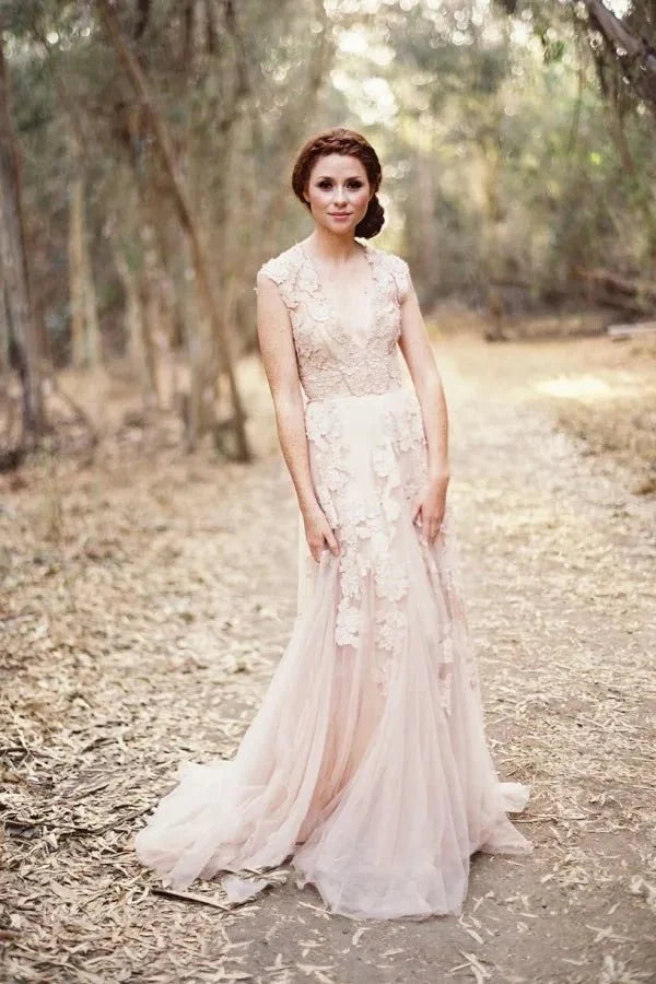 High Quality V-neck Sleeveless Floor-length Wedding Dress with Lace