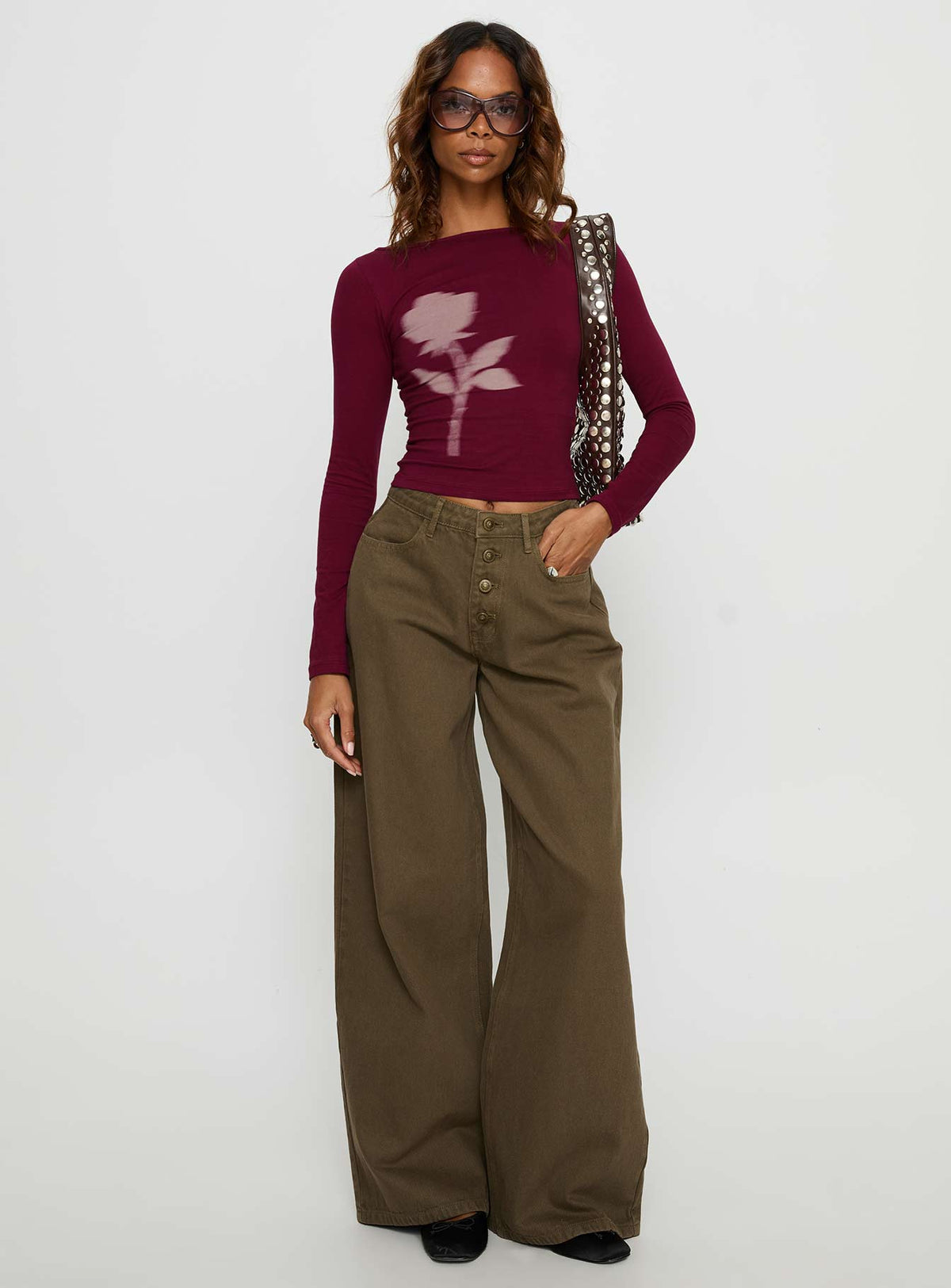 Amabon Top Burgundy Blurred Rose