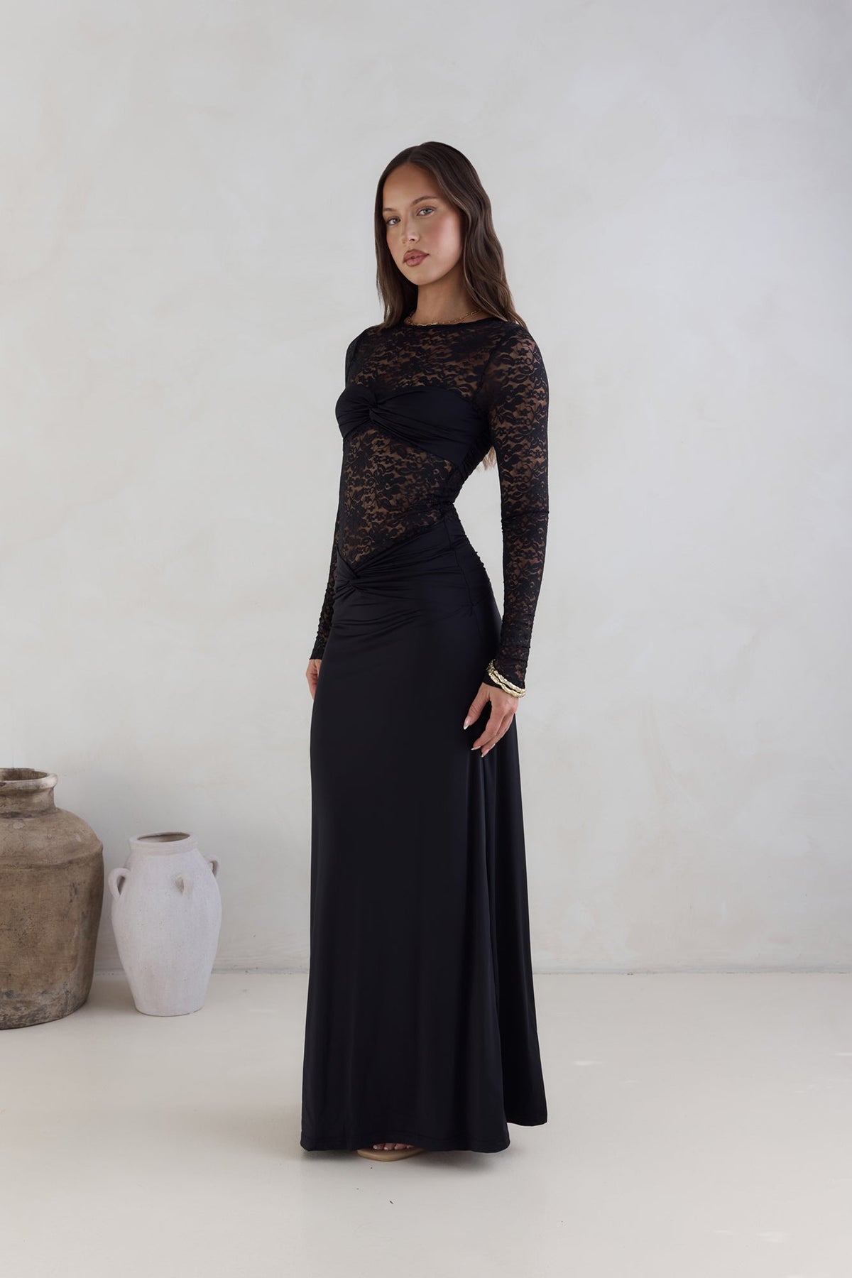 Larna Sleeved Maxi Dress Black