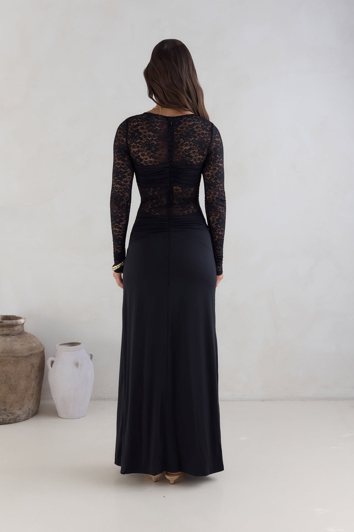 Larna Sleeved Maxi Dress Black
