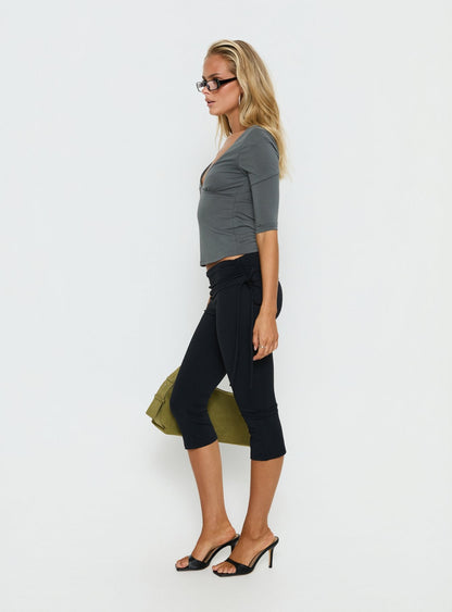 Bailor Channel Waistband Capri Pants Black