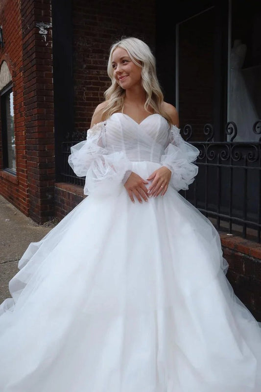 Fairy Ball Gown Sweetheart Tulle Long Wedding Dresses with Ruffled Sleeves