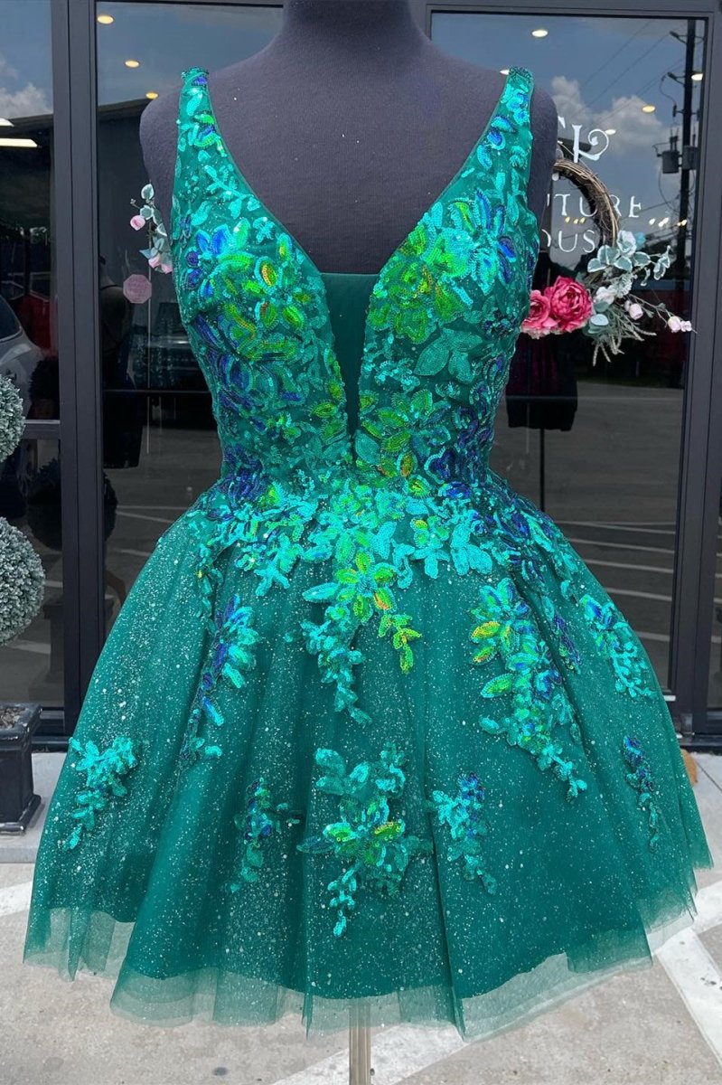 Lace Plunge V Backless A-Line Short Homecoming Dress