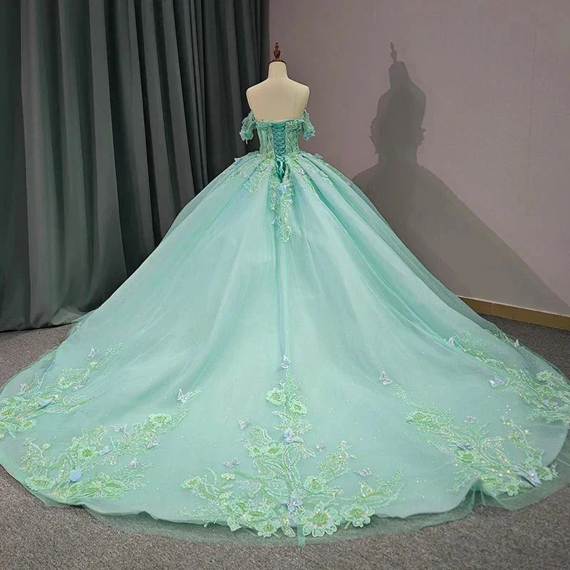 Exquisite Princess Ball Gown Cap sleeve Quinceanera Dresses with 3D Appliques
