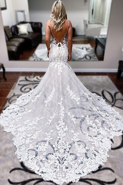 Ivory Lace Mermaid Backless Long Wedding Dress