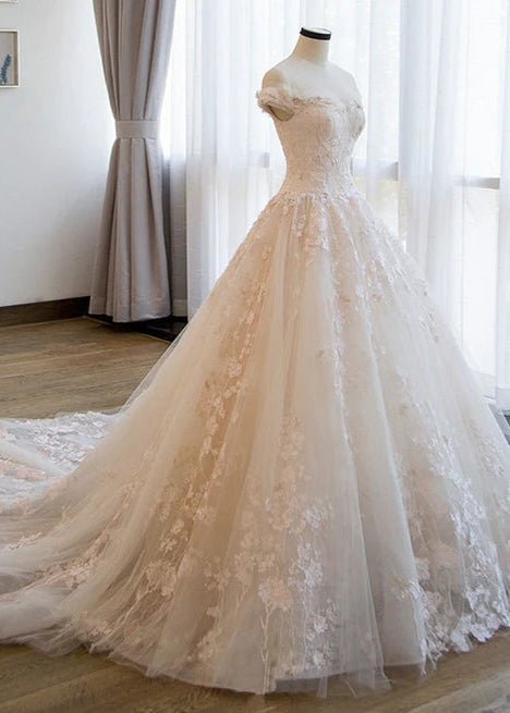 Gorgeous Off the Shoulder Lace Wedding Dresses Tulle Vintage Bridal Gown