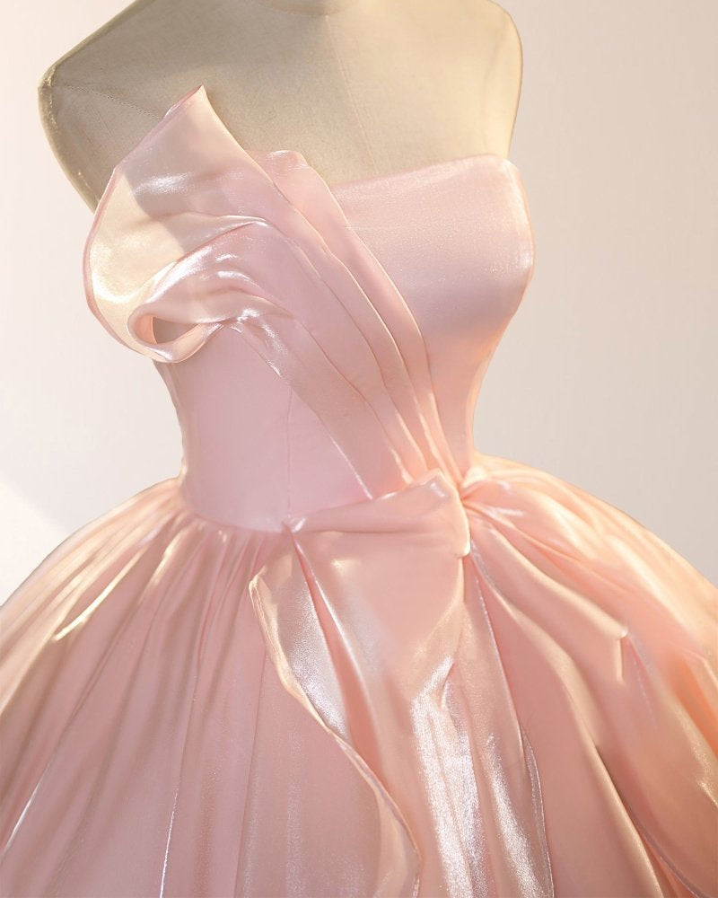 Elegant Shiny Pink Organza Strapless Quinceanera Dresses