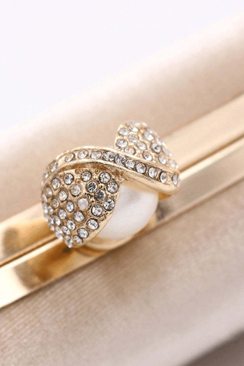Eye-Catching Imitation Velvet Chain Clutch Bag