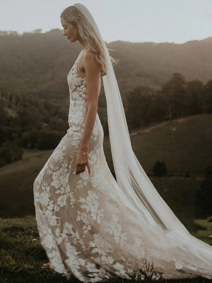 Floral Lace Appliques V Neck Sleeveless Mermaid Boho Wedding Dresses