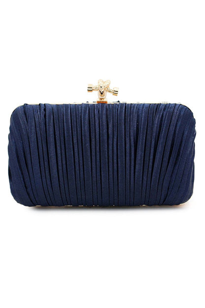 Graceful Chain Clutch Bag