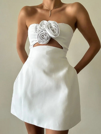 Ivory - Sheath Strapless Flowers Cutout Short Homecoming Dresses
