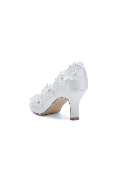 Lace Pointed Toe  Chunky Heels with Beaded